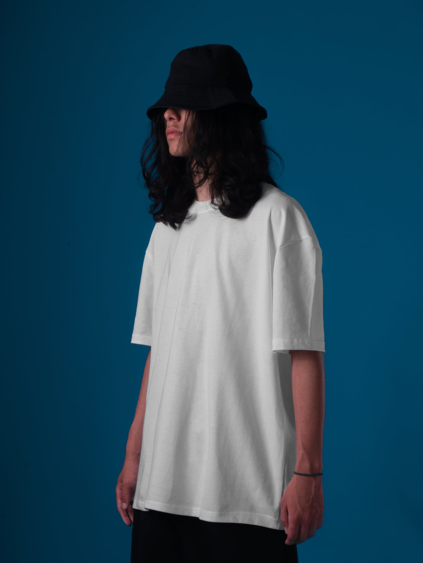 WHITE UNISEX OVERSIZE TEE