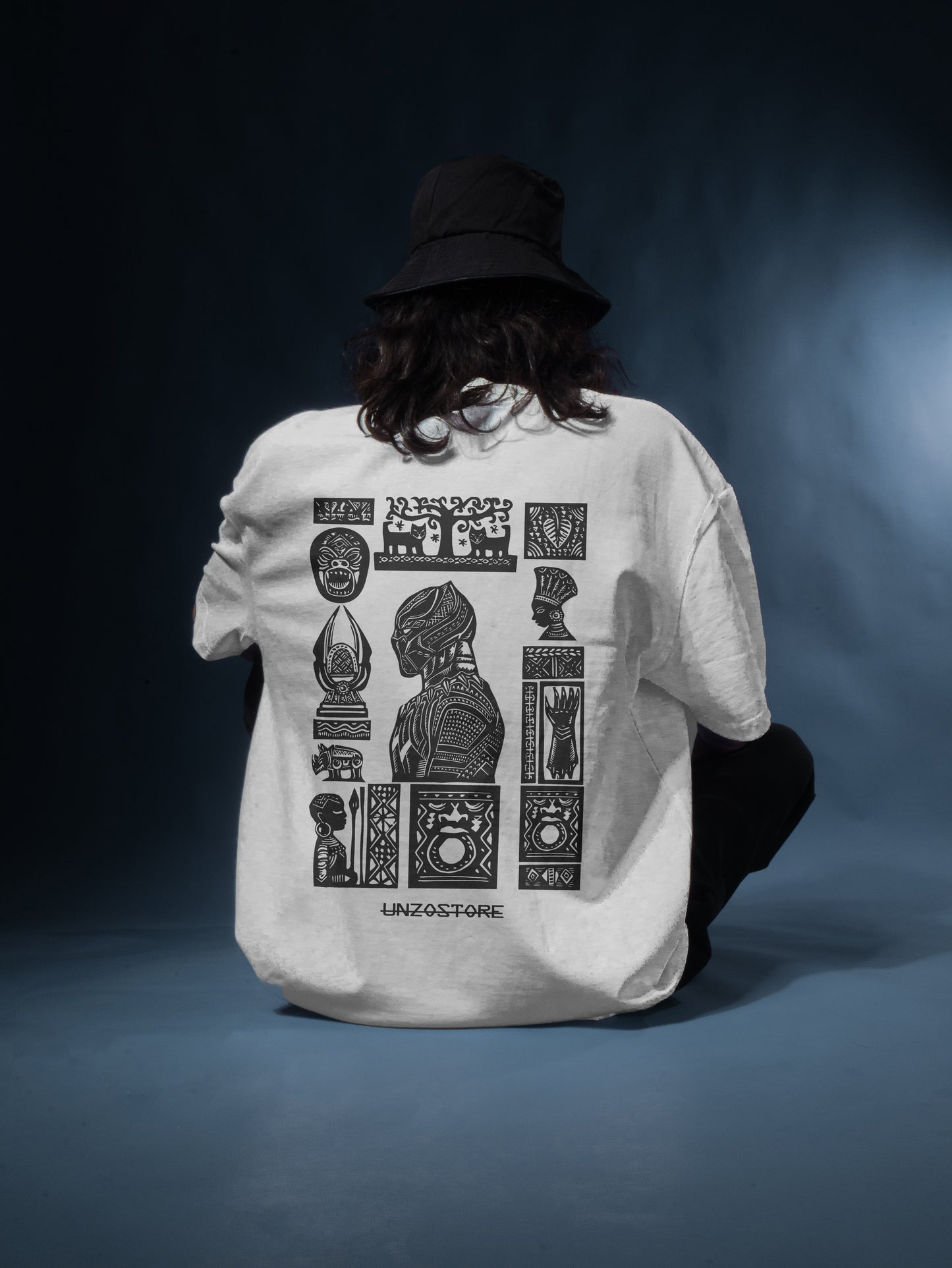 WHITE (BLACK PANTHER) OVERSIZE TEE