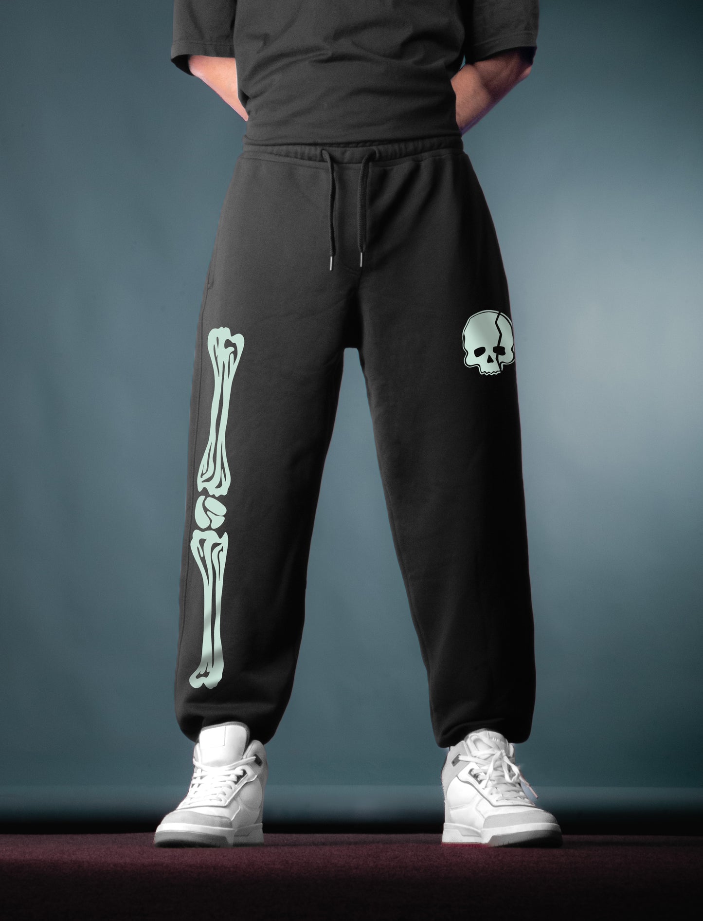 BLACK NEON (MULTI FIT) OVERSIZE SWEATPANT (BONES)