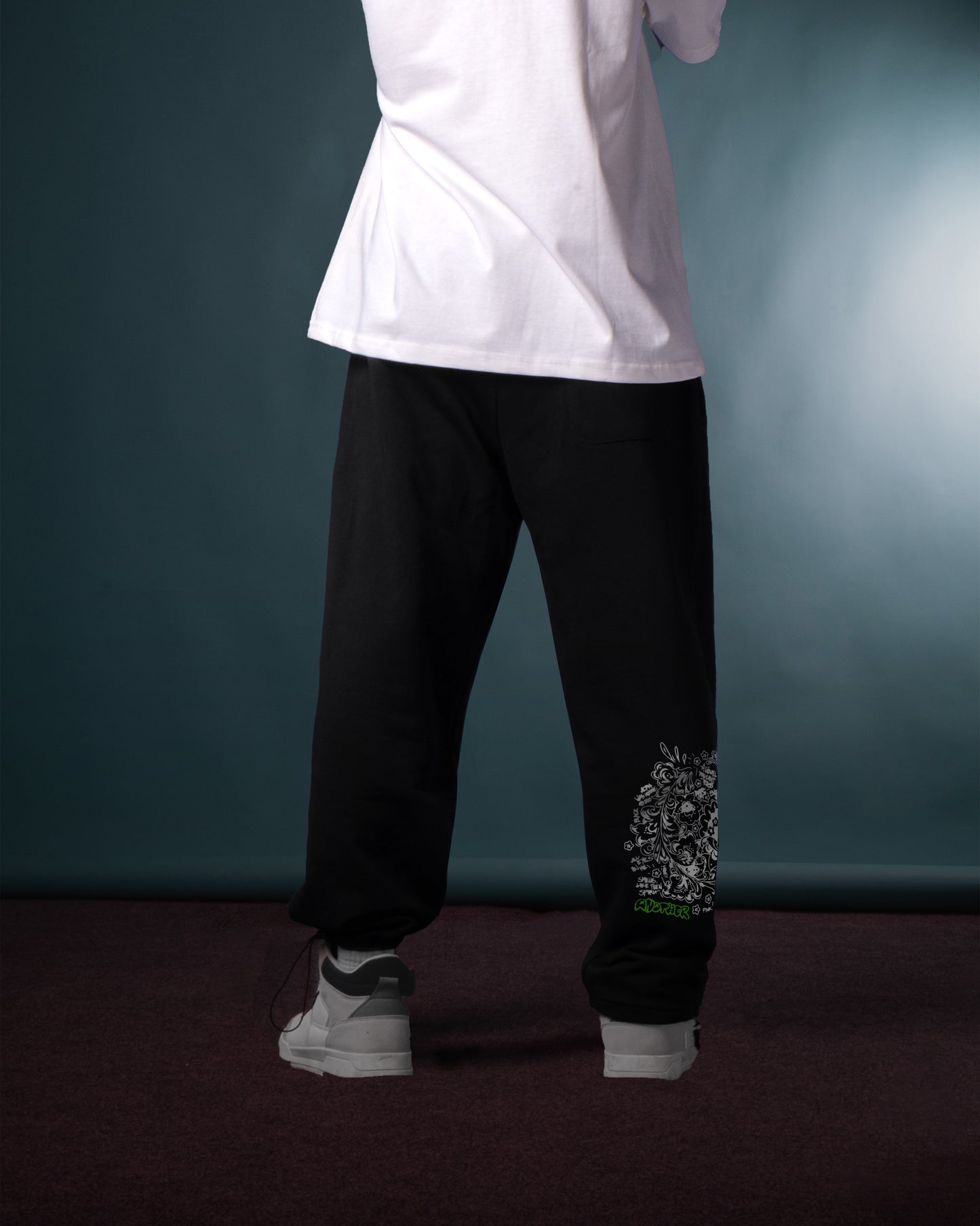 BLACK (MULTI FIT) OVERSIZE SWEATPANT (ANOTHER LEVEL)