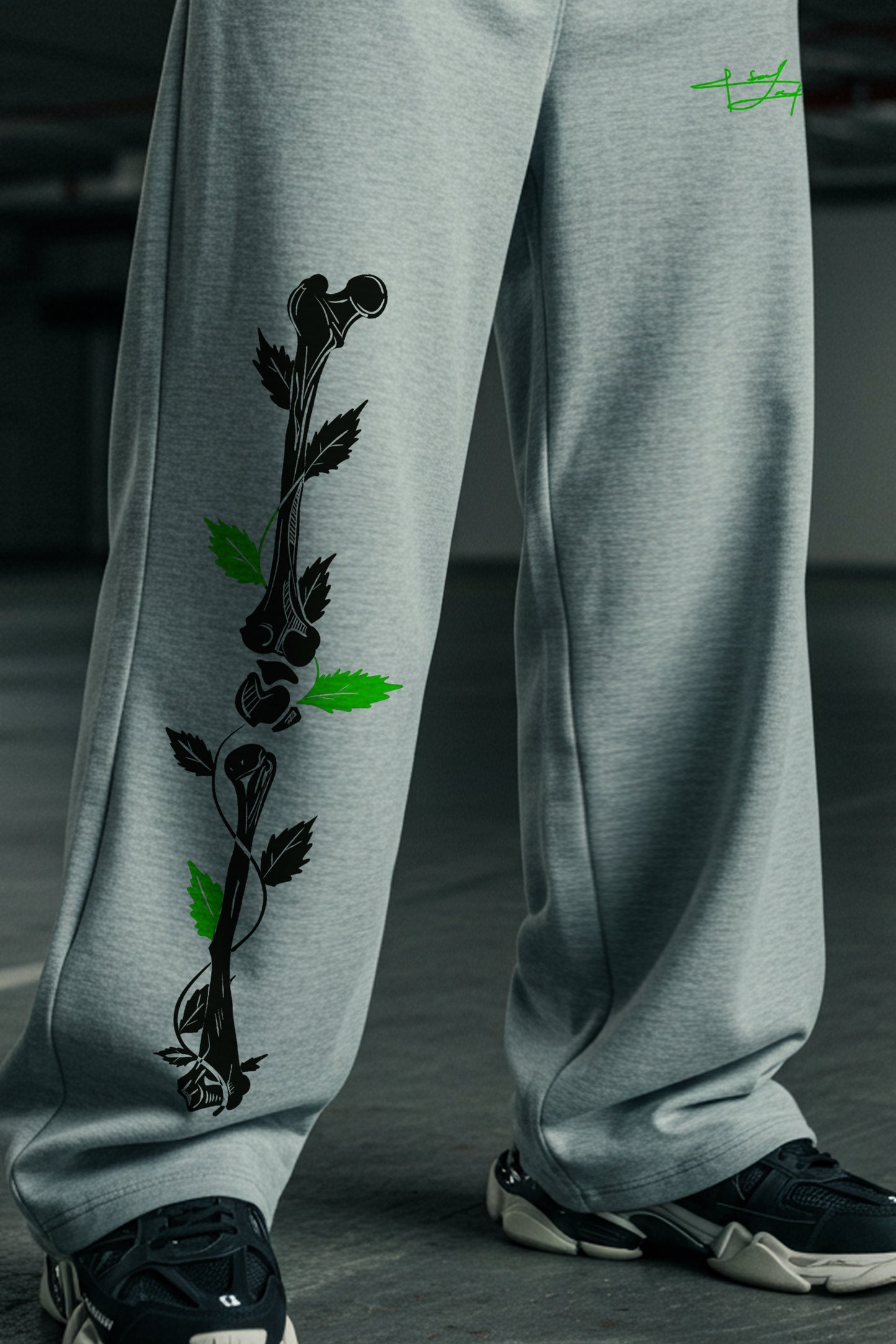 LITE GREY (BONES 2) OVERSIZE SWEATPANT (MULTI FIT)