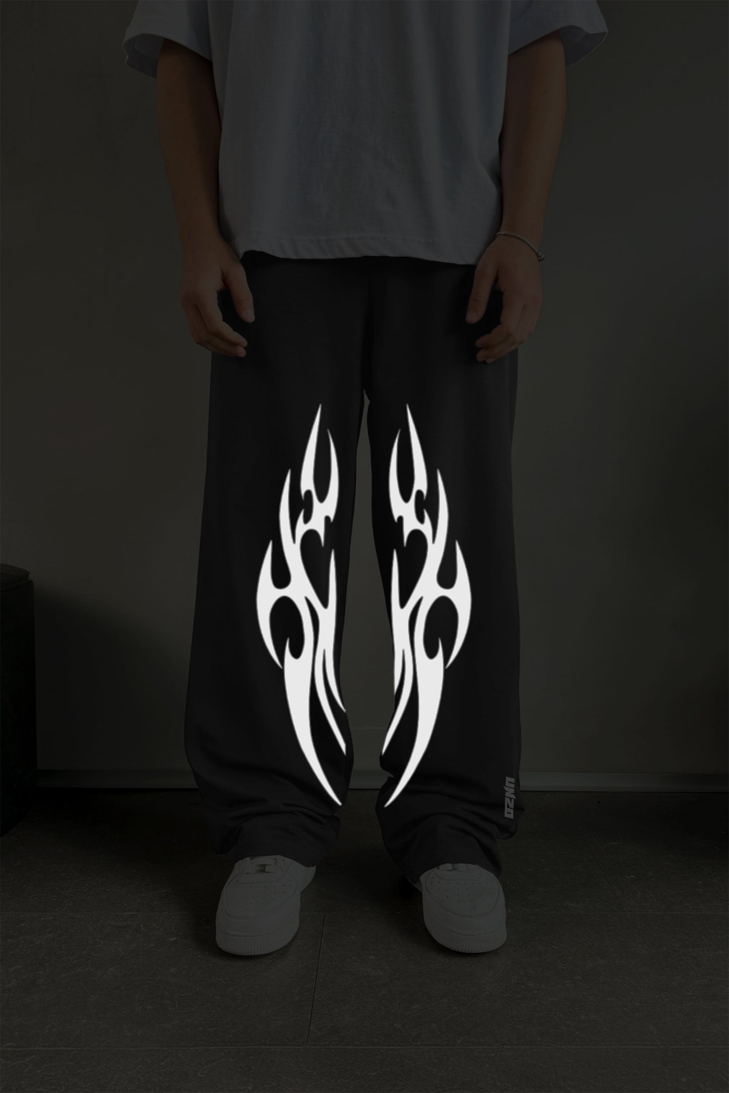 DARKE GREY SAMURAI (REFLICTIVE) OVERSIZE SWEATPANT (MULTI FIT)