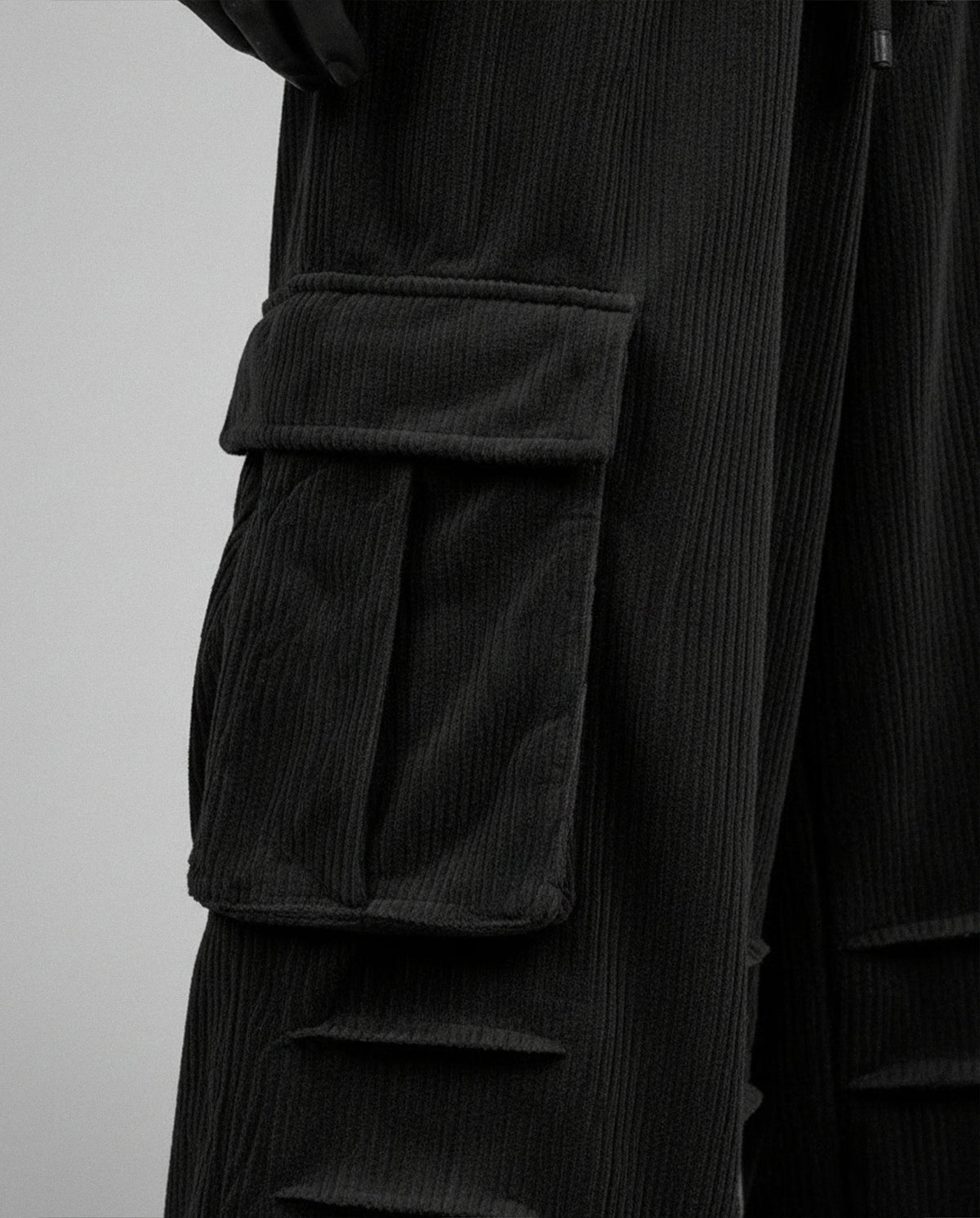 Baggy Ribbed Velvet Cargo Pants with Rear Phone Pocket – ( BLACK)