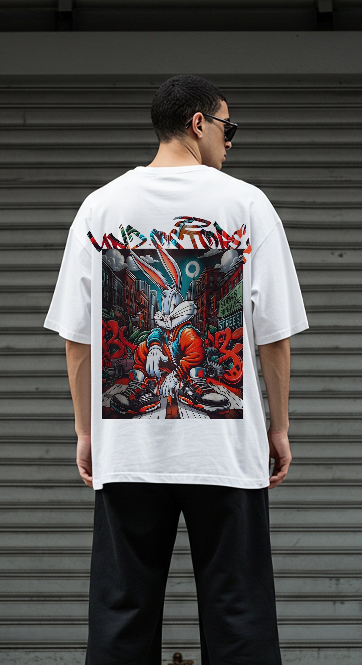WHITE (UNZO BUGZ) OVERSIZE TEE