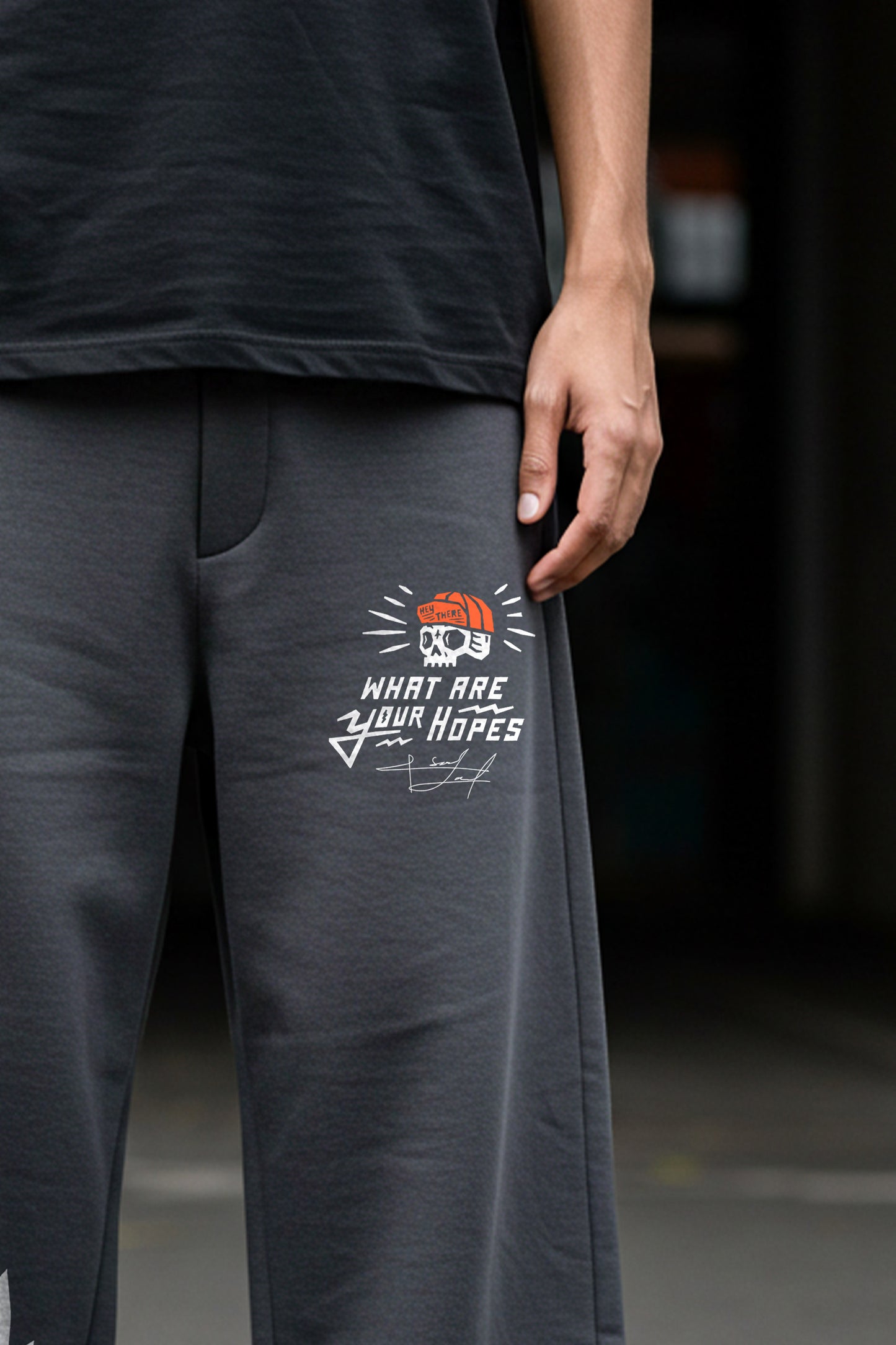 DARKE GREY (Hell Yeah) OVERSIZE SWEATPANT (MULTI FIT)