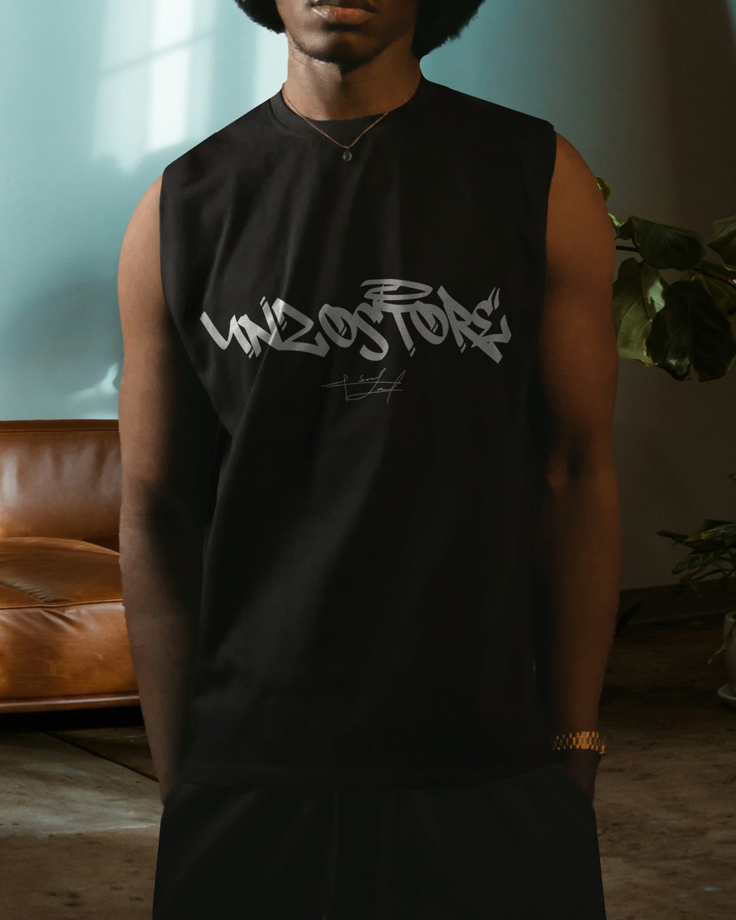 BLACK OVERSIZE (SHOULDER CUT) ( UNZOSTORE)