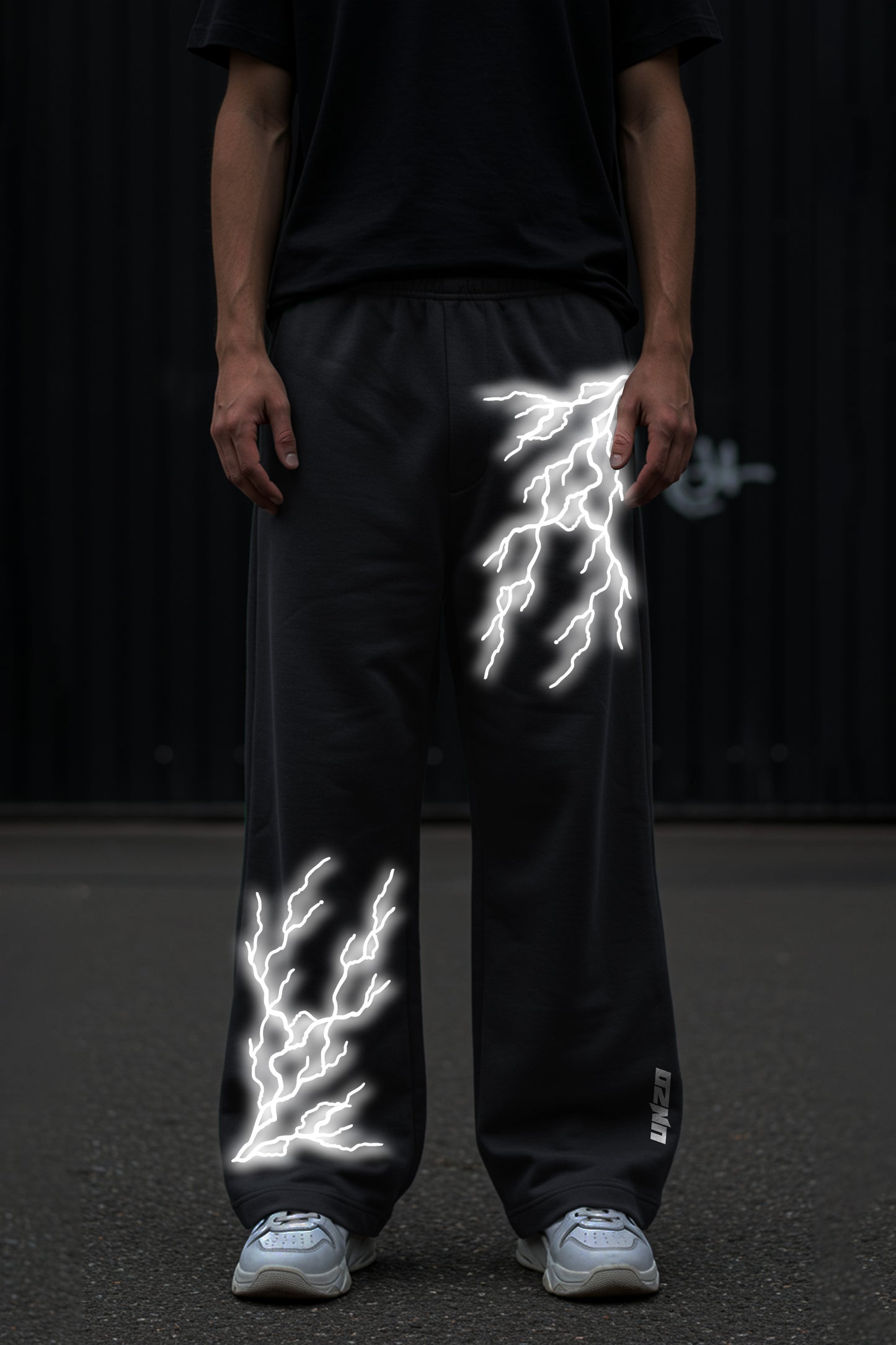 DARKE GREY THANDER 2 (REFLICTIVE) OVERSIZE SWEATPANT (MULTI FIT)