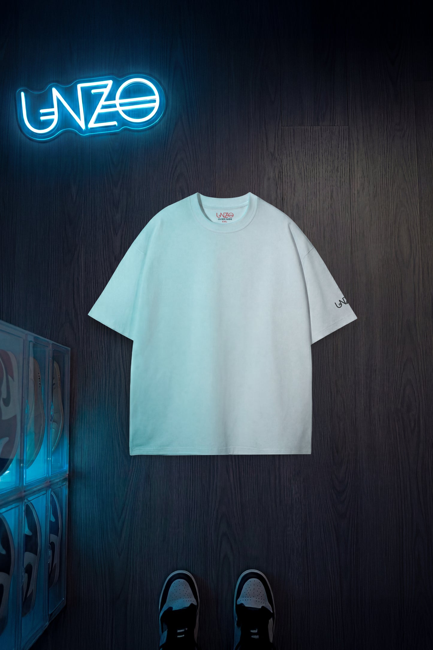 UNZO WHITE UNISEX OVERSIZE TEE