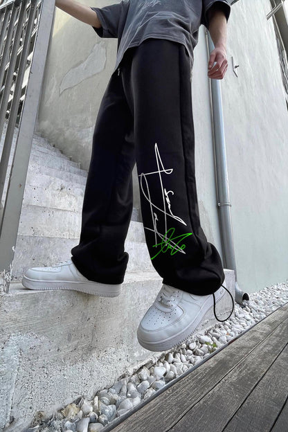 BLACK (MULTI FIT) OVERSIZE SWEATPANT (sign)