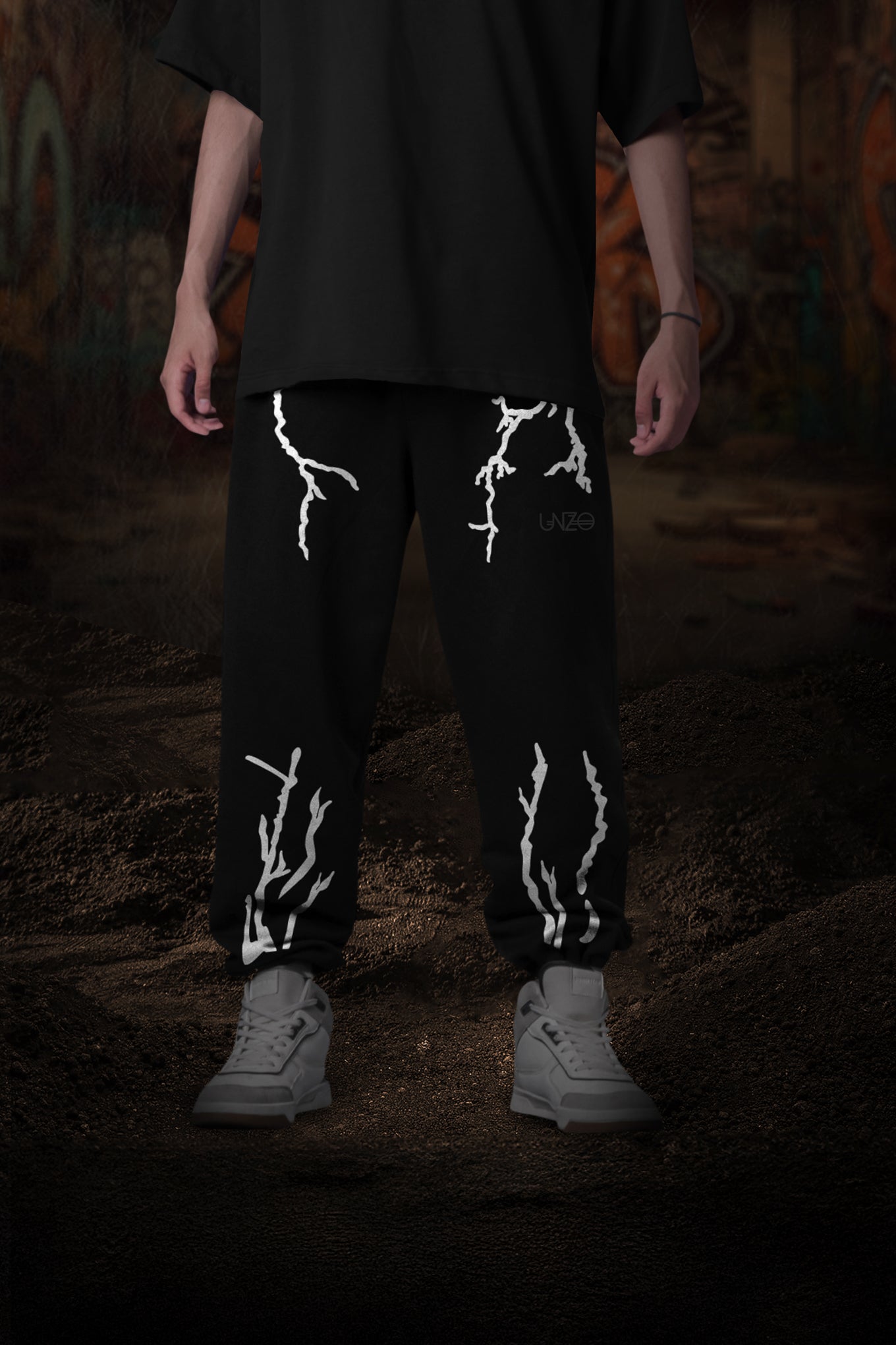 BLACK (MULTI FIT) OVERSIZE SWEATPANT (THANDER)