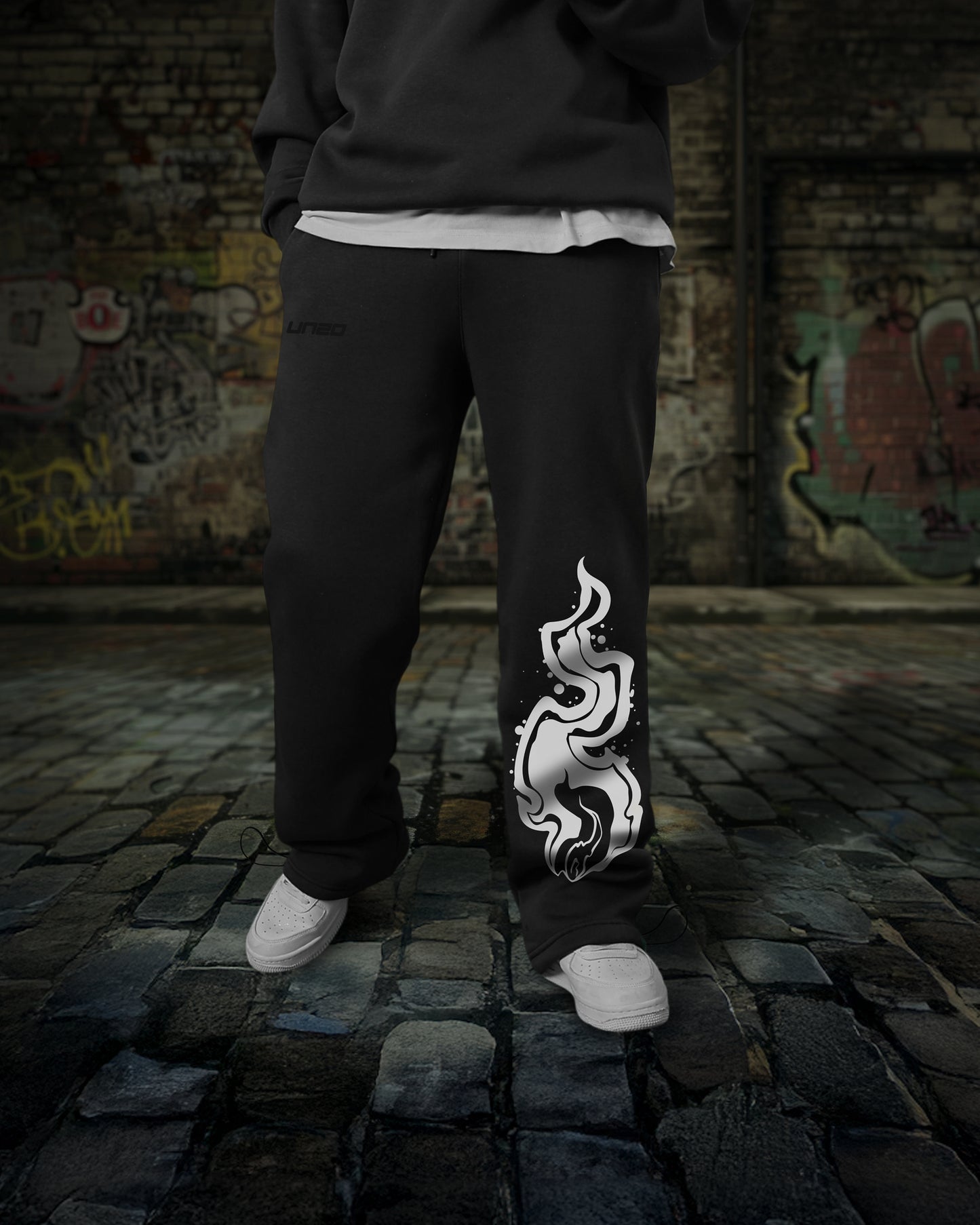 BLACK (MULTI FIT) OVERSIZE SWEATPANT (UNZO FIRE)