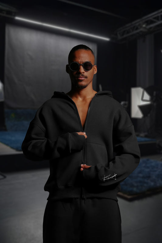 OVERSIZE ZIP UP MULTI FIT UNZO HOODIE {BLACK}
