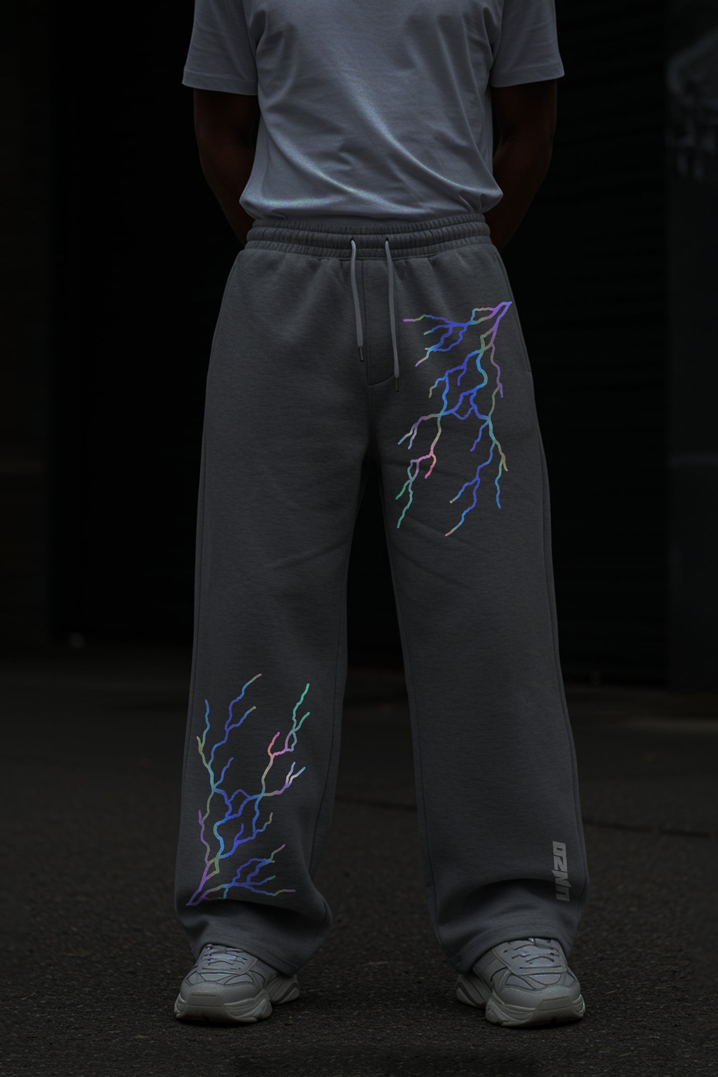 LITE GREY THANDER 2 (REFLICTIVE) OVERSIZE SWEATPANT (MULTI FIT)