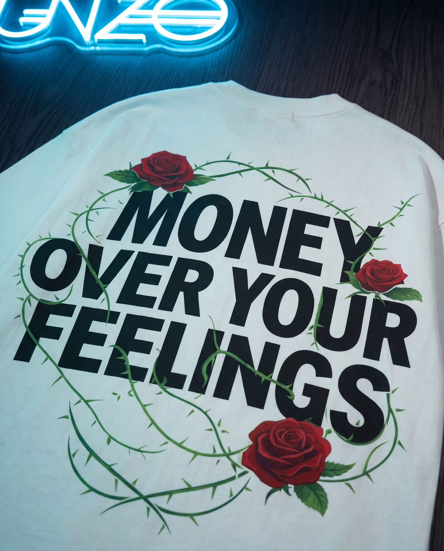 WHITE (MONEY) OVERSIZE TEE