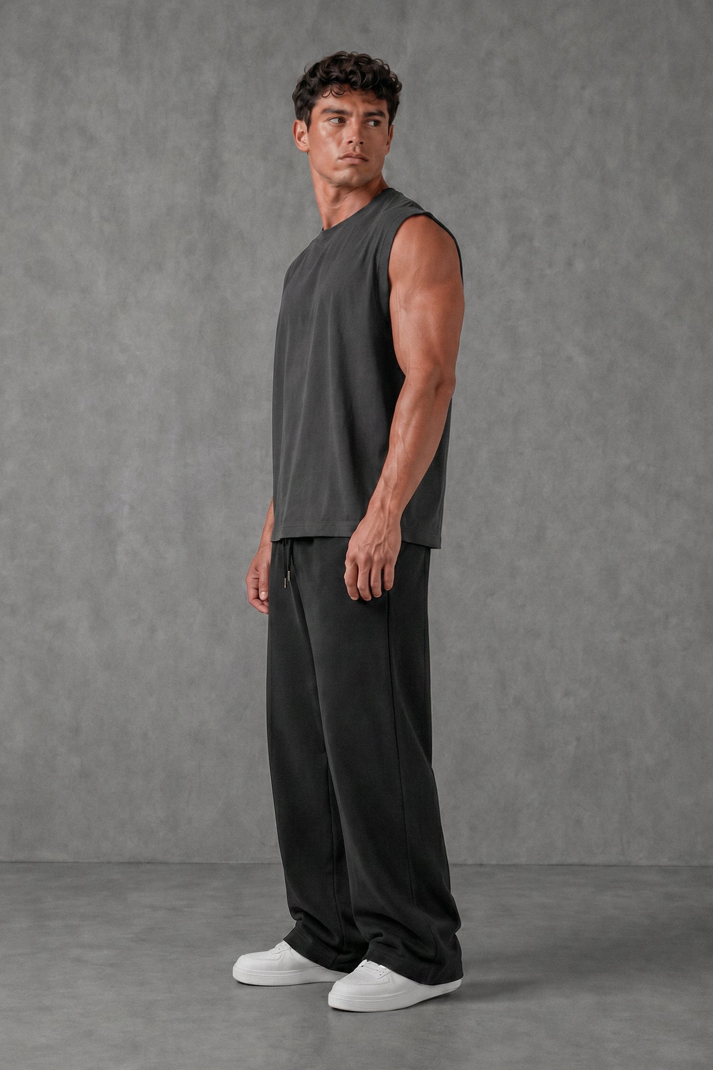 DARKE GREY OVERSIZE (SHOULDER CUT)