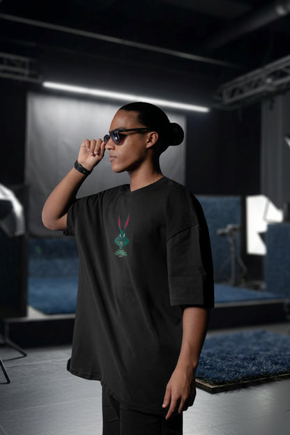 BLACK (BUGZ) OVERSIZE TEE (Copy)