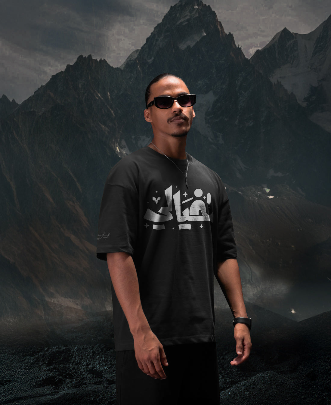 BLACK (KHAIALY) OVERSIZE TEE