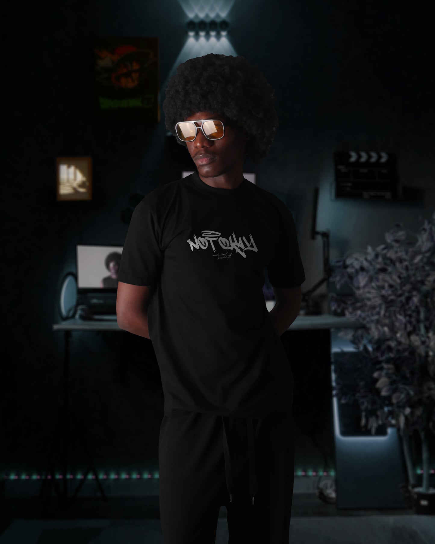 (REGULAR FIT)(NOT OKAY) BLAC