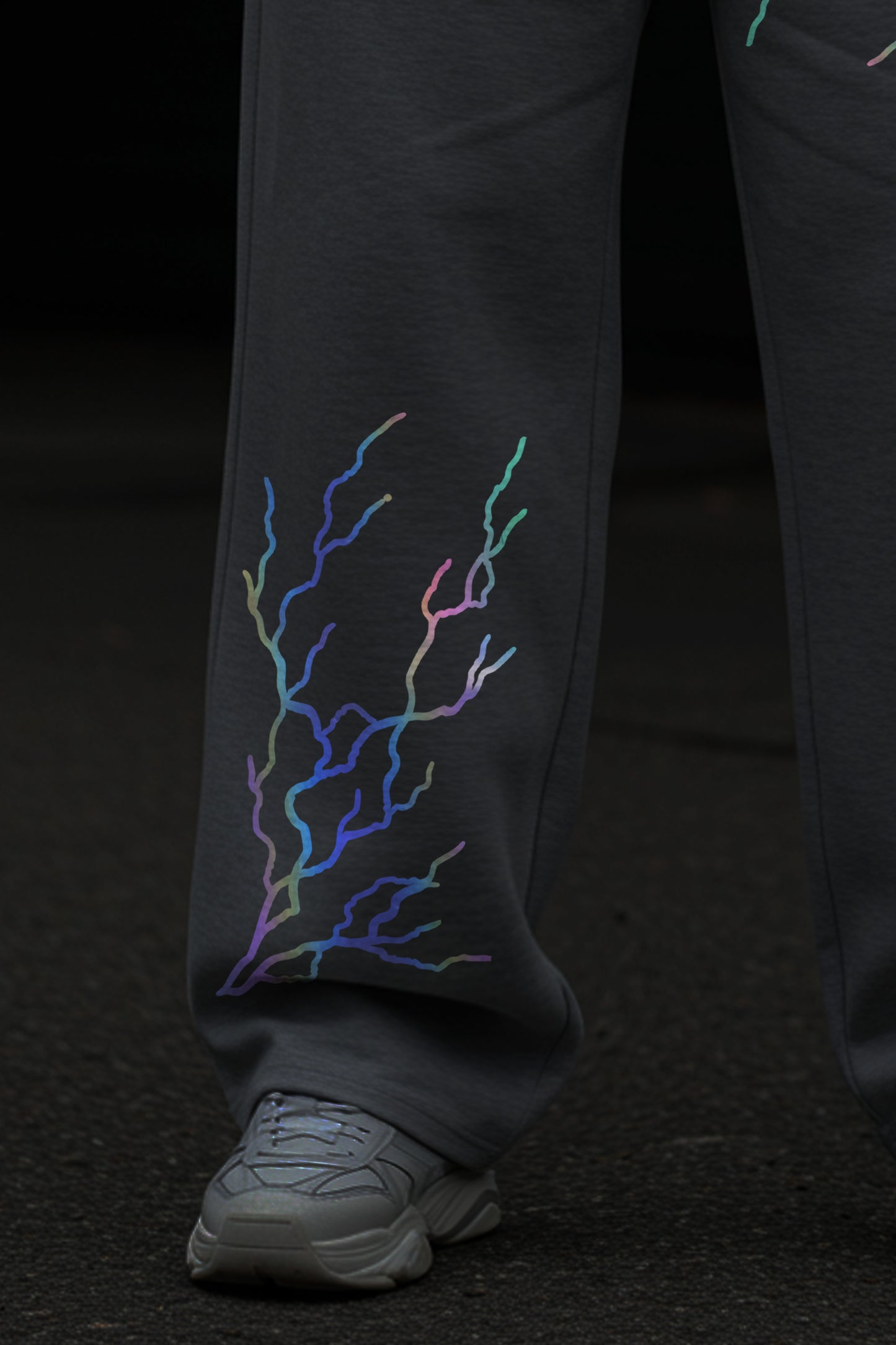 LITE GREY THANDER 2 (REFLICTIVE) OVERSIZE SWEATPANT (MULTI FIT)