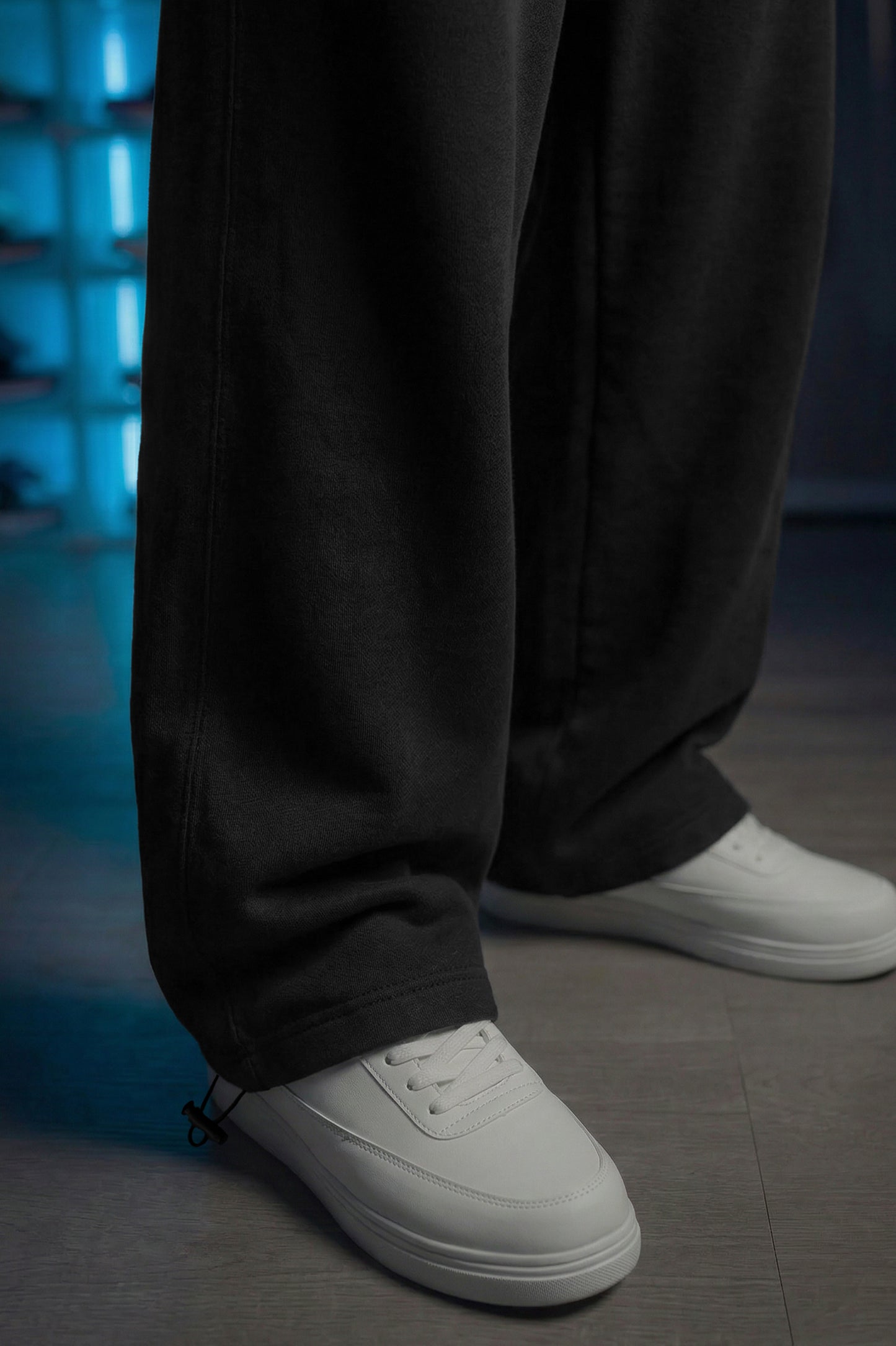 UNZO (MULTI FIT) OVERSIZE SWEATPANT [BLACK]